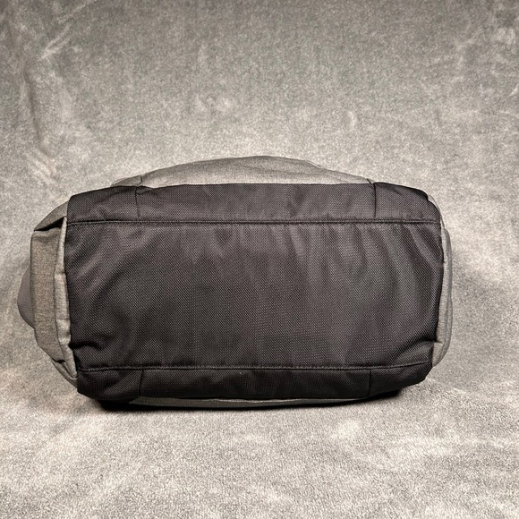 eBags Mother Lode Weekender Duffel Bag Gray EB2146-20 Travel Gym Carry On - Picture 10 of 16